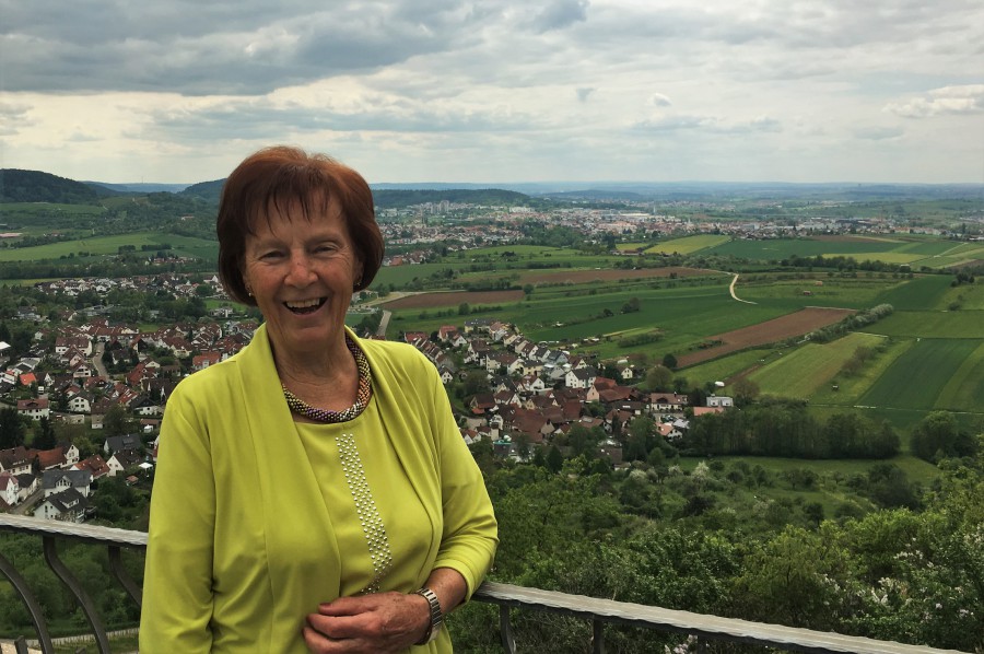 Glückwunsch: Oma Lisbeth wird 80