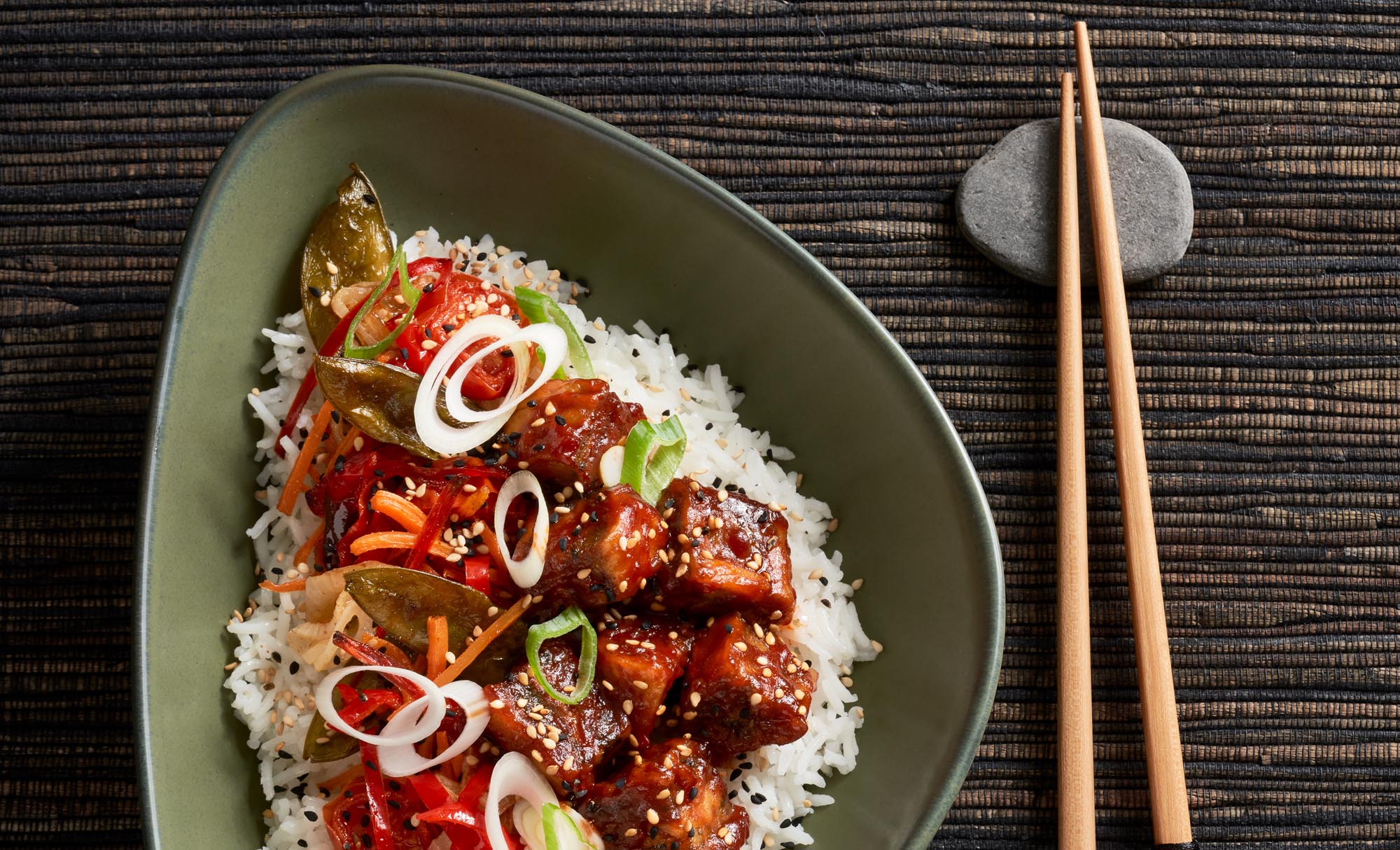 SCHARFE ASIATISCHE STICKY MAULTASCHEN